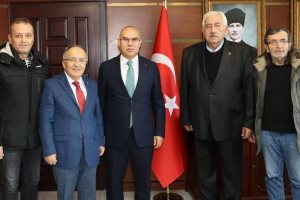 GİRESUN GAZETECİLER DERNEĞİ YÖNETİMİ OLARAK VALİMİZ MUSTAFA KOÇ'U ZİYARET ETTİK.