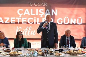 BAŞKAN SIBIÇ,"10 OCAK ÇALIŞAN GAZETECİLER GÜNÜ" NDE BASIN MENSUPLARINA KUTLAMA PROĞRAMI DÜZENLEDİ