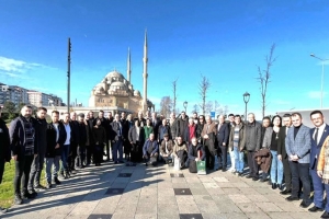 BAŞKAN SIBIÇ,"10 OCAK ÇALIŞAN GAZETECİLER GÜNÜ" NDE BASIN MENSUPLARINA KUTLAMA PROĞRAMI DÜZENLEDİ