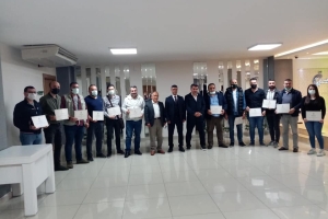 "DİJİTALLEŞME VE SOSYAL MEDYA YÖNETİMİ" EĞİTİM