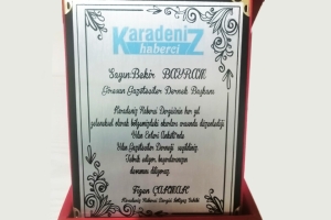 GİRESUN GAZETİCİLER DERNEĞİ DOĞU KARADENİZ DE YILIN ENLERİ ARASINA GİRDİ 