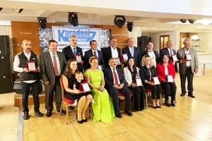 GİRESUN GAZETİCİLER DERNEĞİ DOĞU KARADENİZ DE YILIN ENLERİ ARASINA GİRDİ 