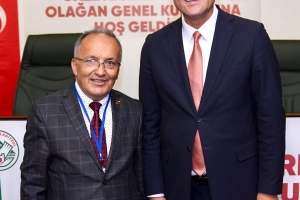 GİRESUN GAZETECİLER DERNEĞİ BAŞKANI BEKİR BAYRAM GÜVEN TAZELEDİ