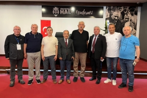 GİRESUN GAZETECİLER DERNEĞİ BAŞKANI BEKİR BAYRAM GÜVEN TAZELEDİ