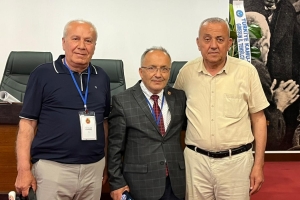 GİRESUN GAZETECİLER DERNEĞİ BAŞKANI BEKİR BAYRAM GÜVEN TAZELEDİ