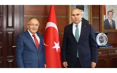 GİRESUN GAZETECİLER DERNEĞİ YÖNETİMİ OLARAK VALİMİZ MUSTAFA KOÇ'U ZİYARET ETTİK.