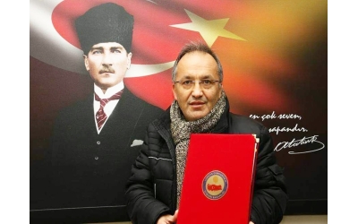 ATATÜRK'Ü SAYGIYLA VE ÖZLEMLE ANIYORUZ