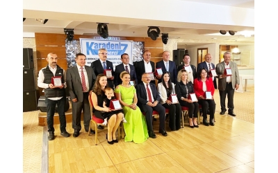 GİRESUN GAZETİCİLER DERNEĞİ DOĞU KARADENİZ DE YILIN ENLERİ ARASINA GİRDİ 
