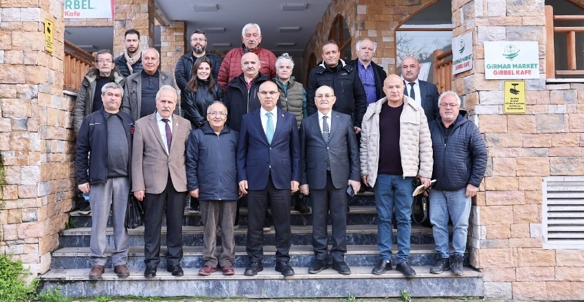 VALİ KOÇ'TAN, GAZETECİLER DERNEĞİ'NE ZİYARET