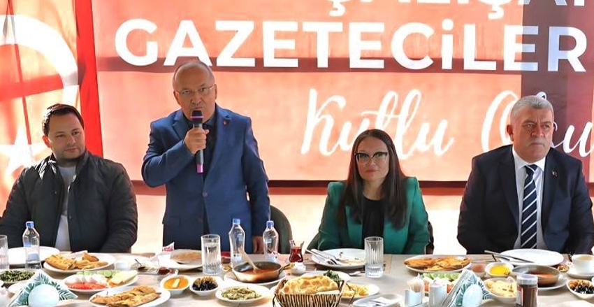 BAŞKAN SIBIÇ,"10 OCAK ÇALIŞAN GAZETECİLER GÜNÜ" NDE BASIN MENSUPLARINA KUTLAMA PROĞRAMI DÜZENLEDİ