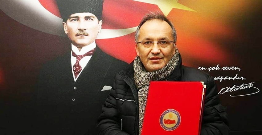 ATATÜRK'Ü SAYGIYLA VE ÖZLEMLE ANIYORUZ