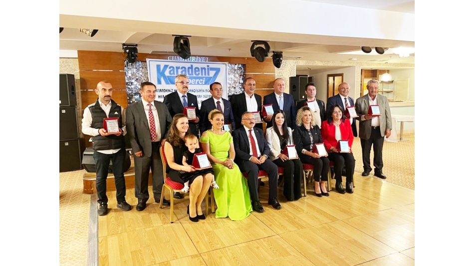 GİRESUN GAZETİCİLER DERNEĞİ DOĞU KARADENİZ DE YILIN ENLERİ ARASINA GİRDİ